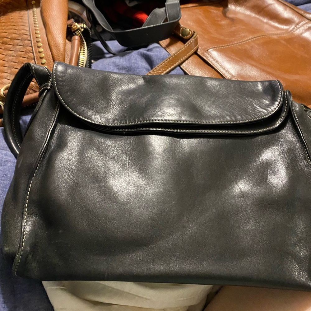 Hobo handbag